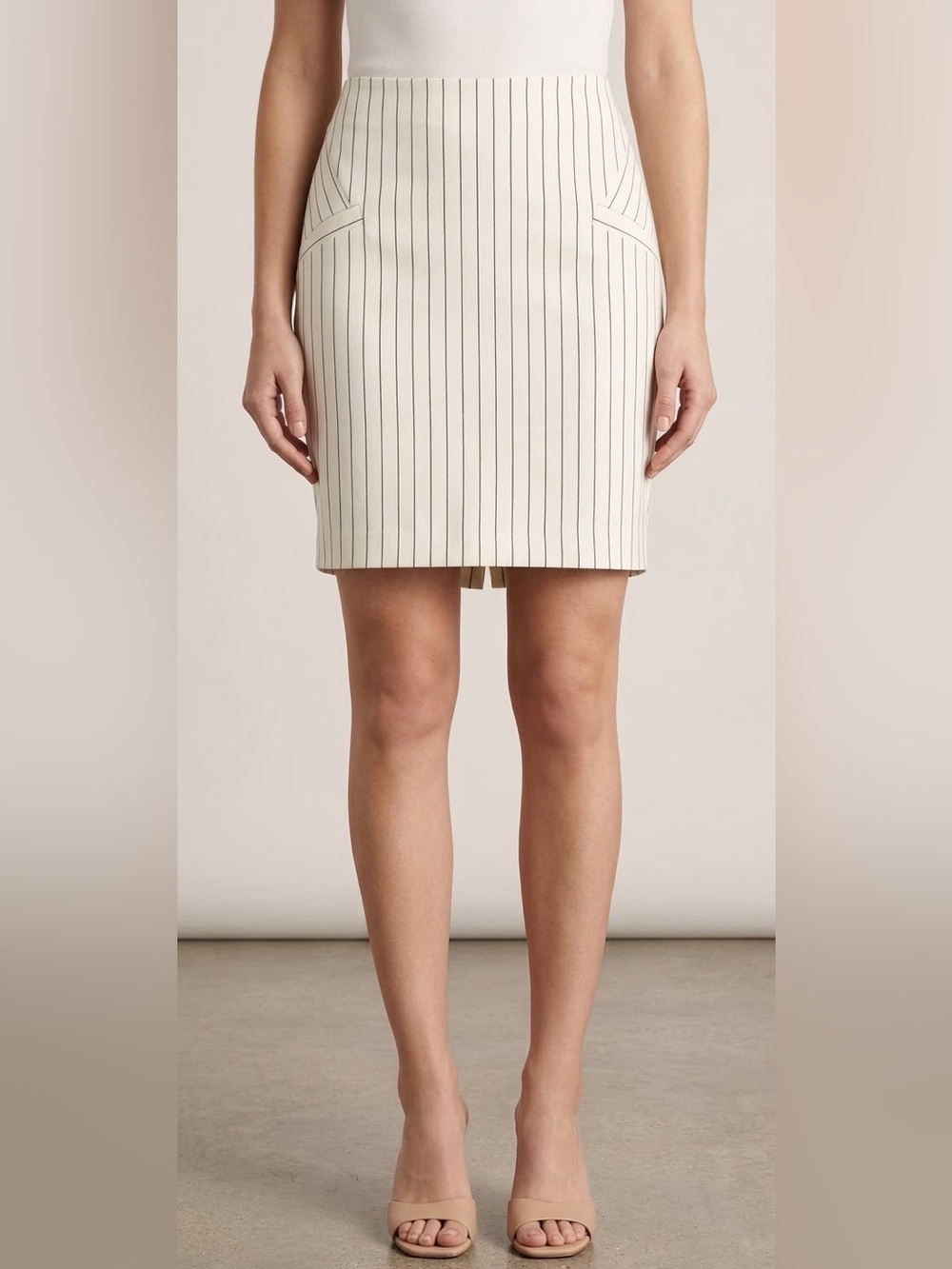 Bebe PinStripe‎ Off White Pencil Skirt Sz 6
